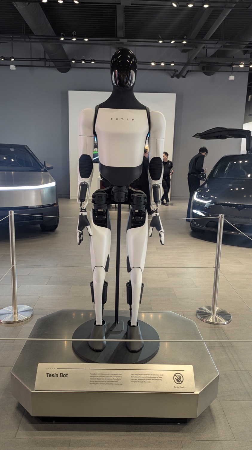 Tesla Optimus Gen 2